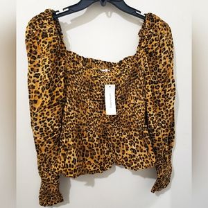 Francesca's square top animal print size L brand new with tag
